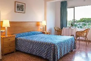 Maria Apartments Es Pujols Hotel